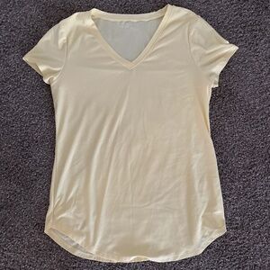 No Boundaries yellow tshirt Size: medium NWOT